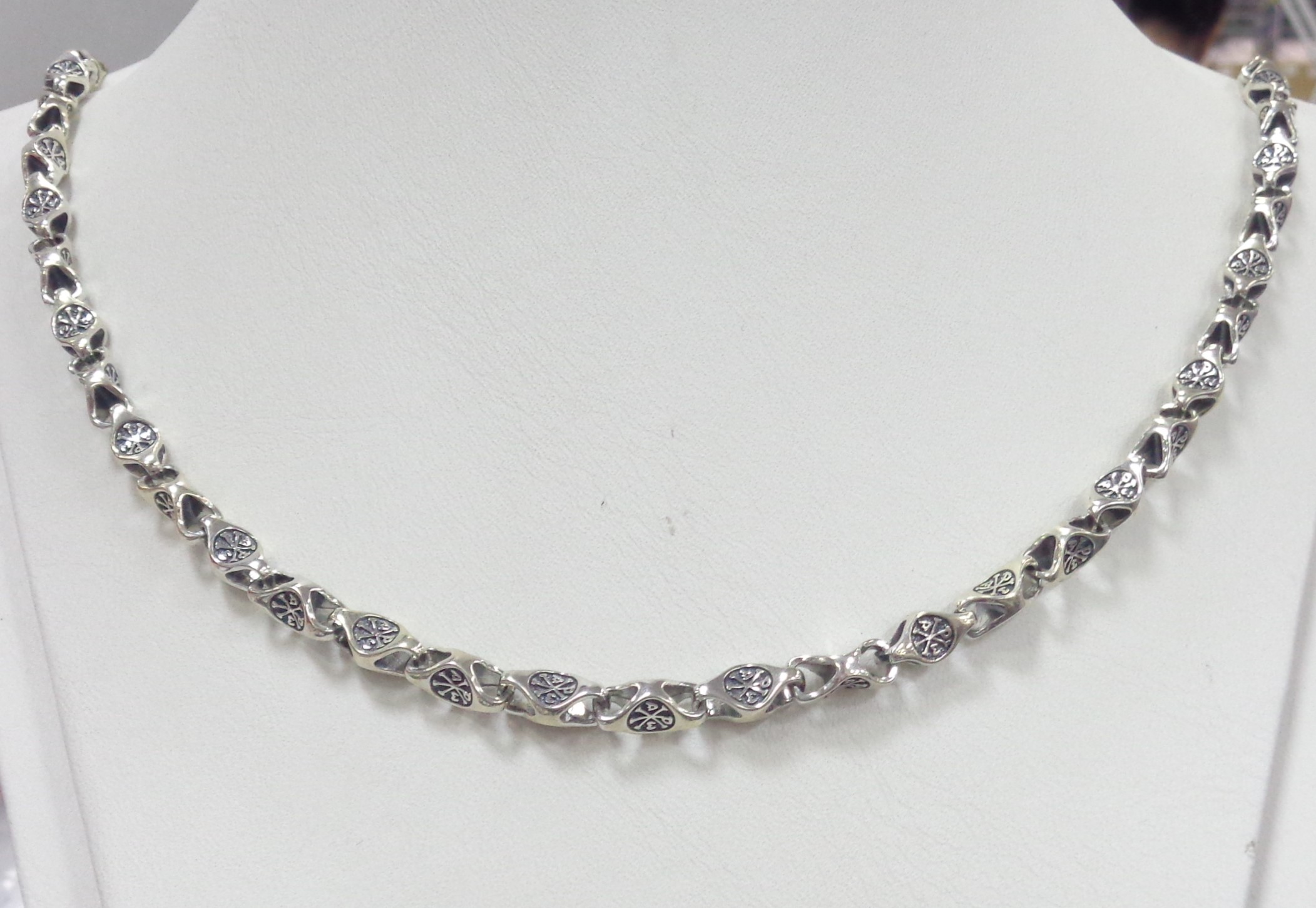 Серебряная цепь "Хризма"